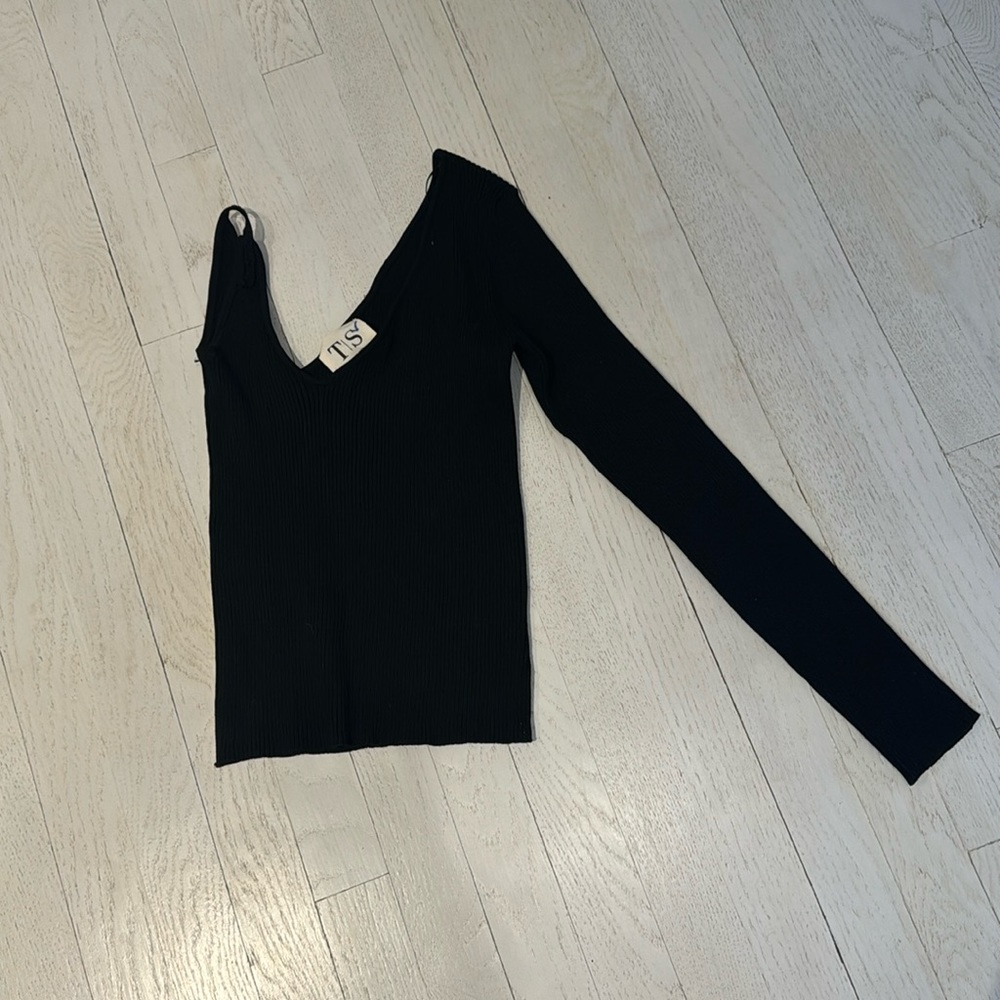Twine and String one shoulder sweater
